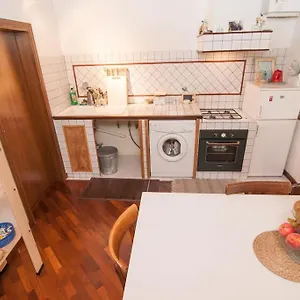 Romantic In San Frediano Apartment