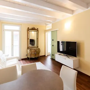  Apartment Domus Gladius By Postcardsfrom Italy